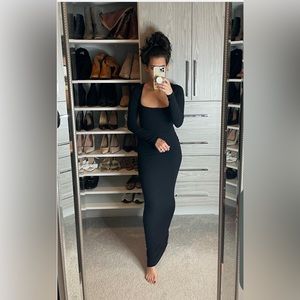 Skims long sleeve maxi dress